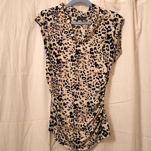 Vince Camuto S beige & black printed blouse